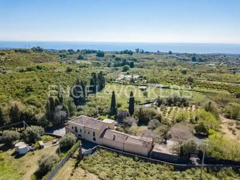 Villa in vendita a Santa Venerina