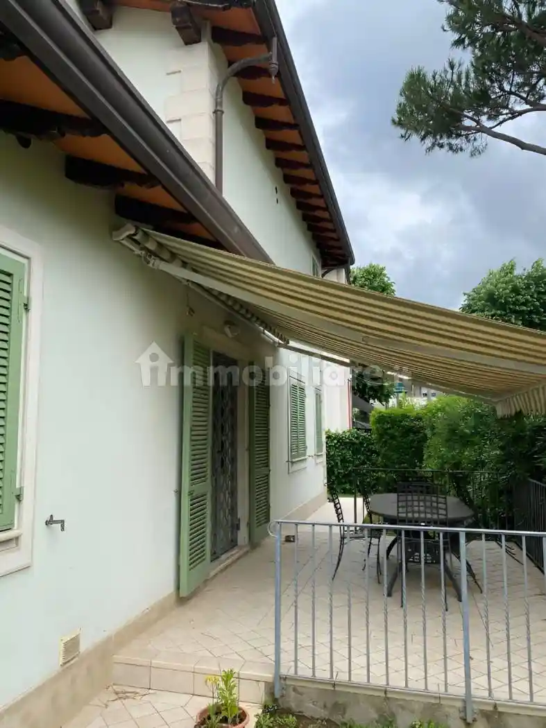Villa in vendita a Forte dei Marmi