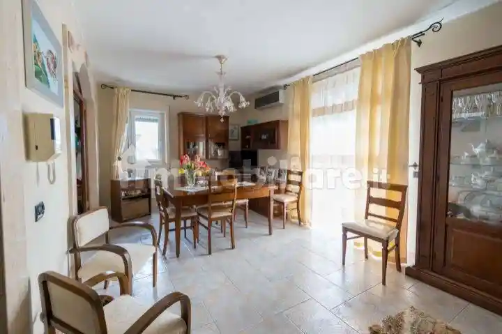 Appartamento via Alto Adige, Palazzo San Gervasio - foto 3