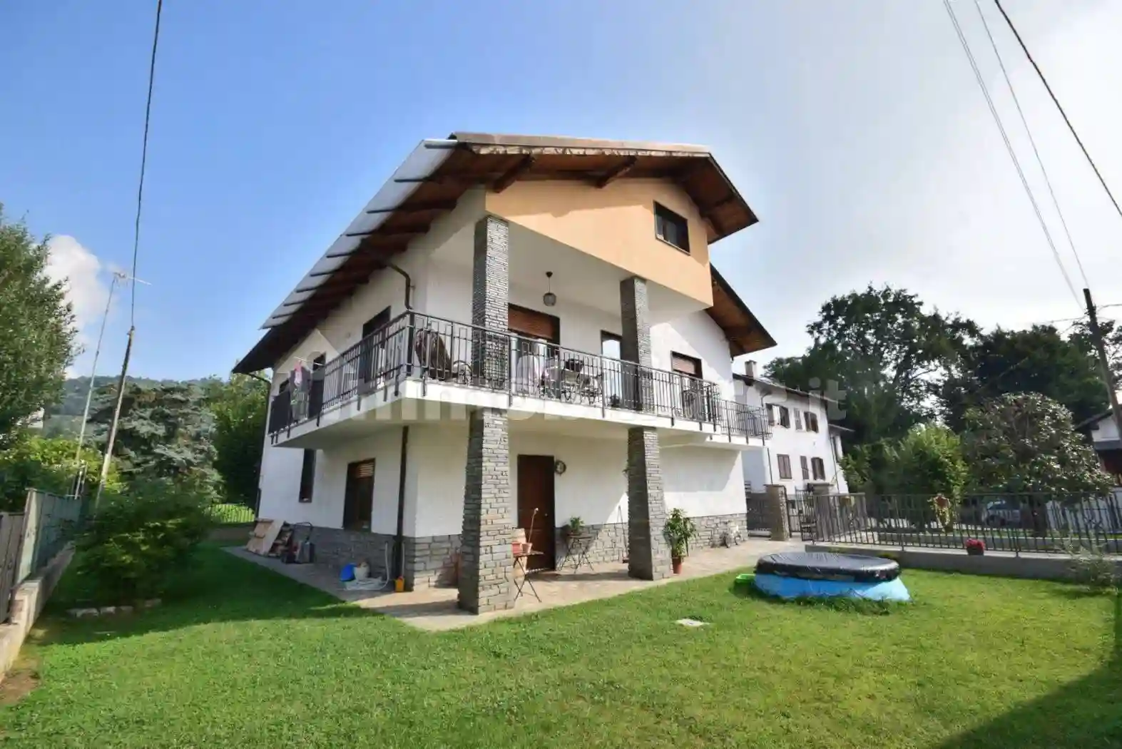 Villa - foto 2