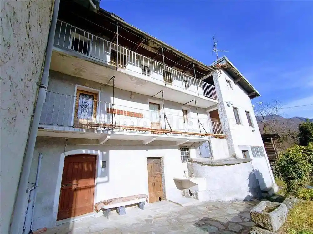 Casa indipendente in vendita a Premosello-Chiovenda