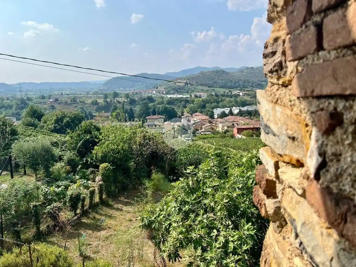 Rustico - Casale in vendita a Ome