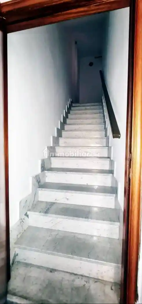 Appartamento largo del Popolo 13, Venosa - foto 4