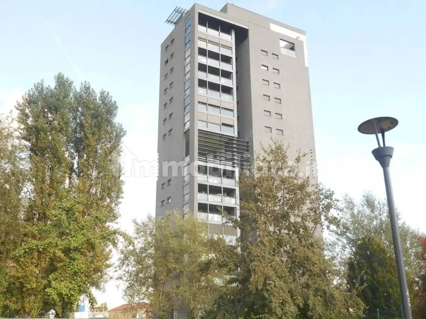 Quadrilocale piazza Tirana 24, Giambellino, Milano - foto 2