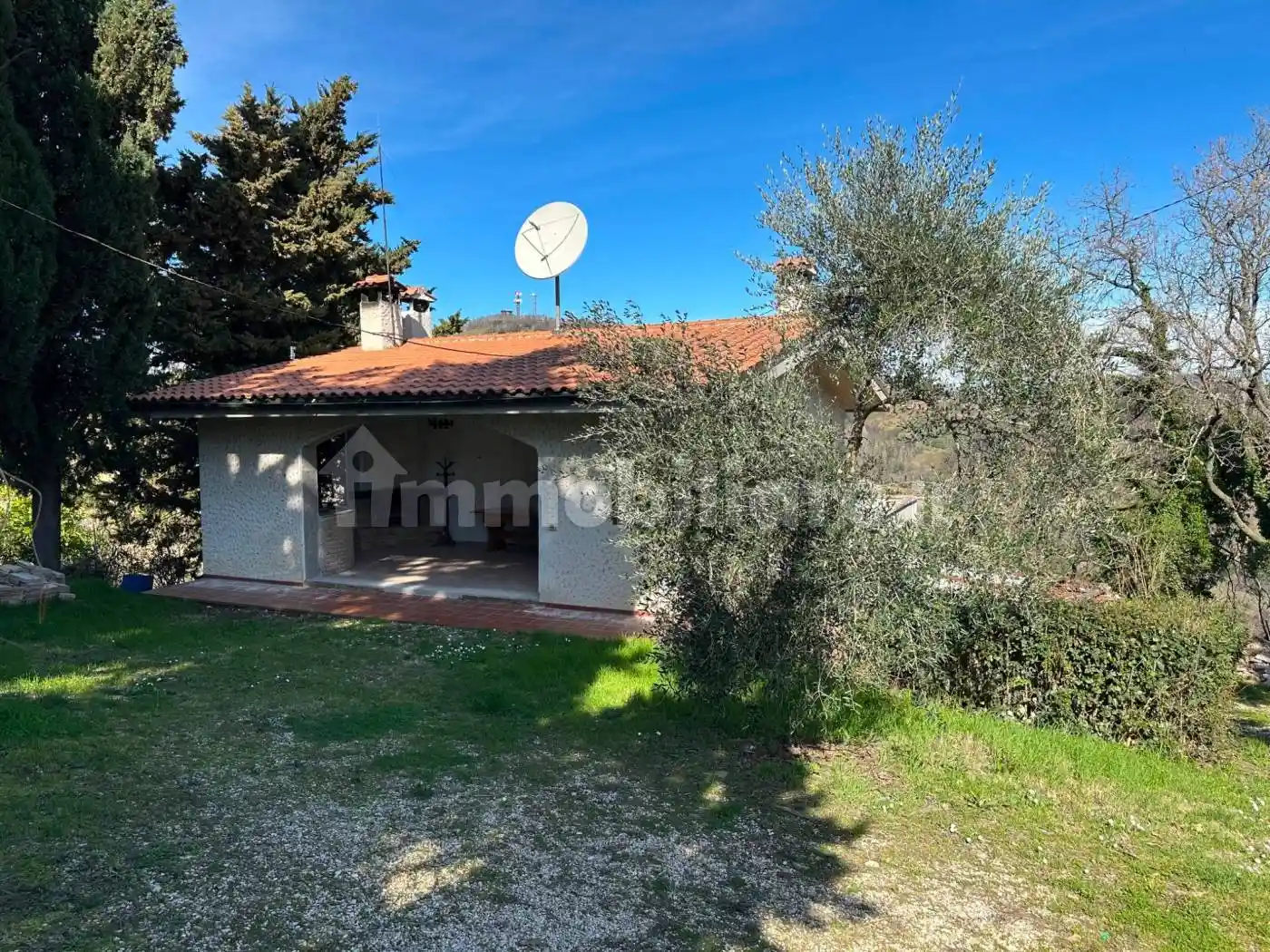Villa in vendita a Cartoceto