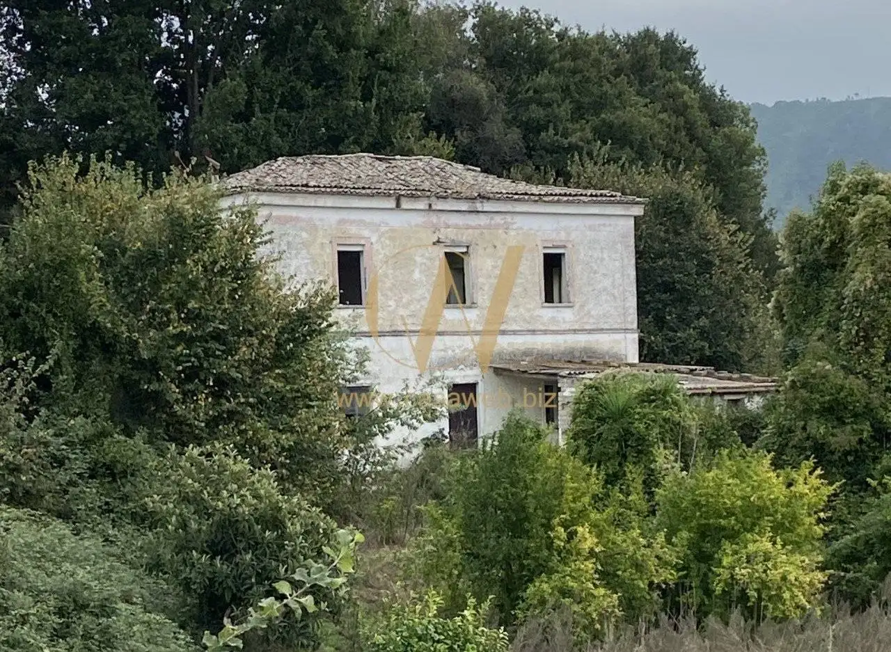 Rustico - Casale in vendita a Sessa Aurunca