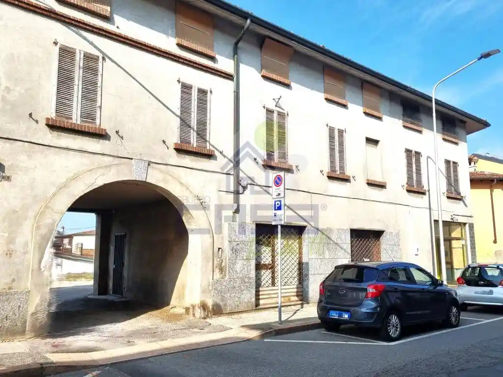 Palazzo - Edificio in vendita a Castiglione d'Adda