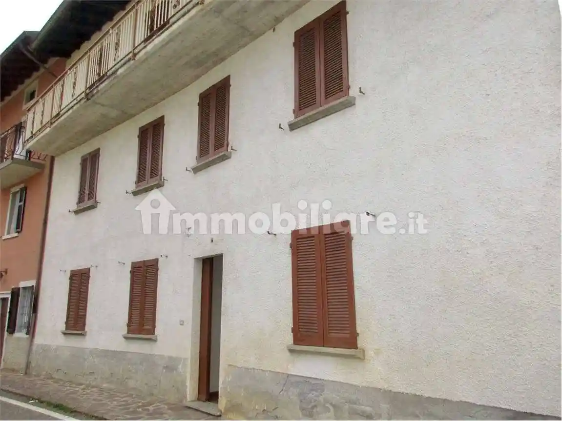 Casa indipendente in vendita a Sant'Omobono Terme
