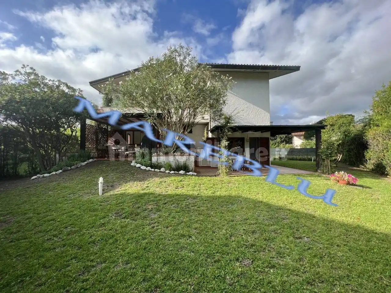 Villa in vendita a Forte dei Marmi