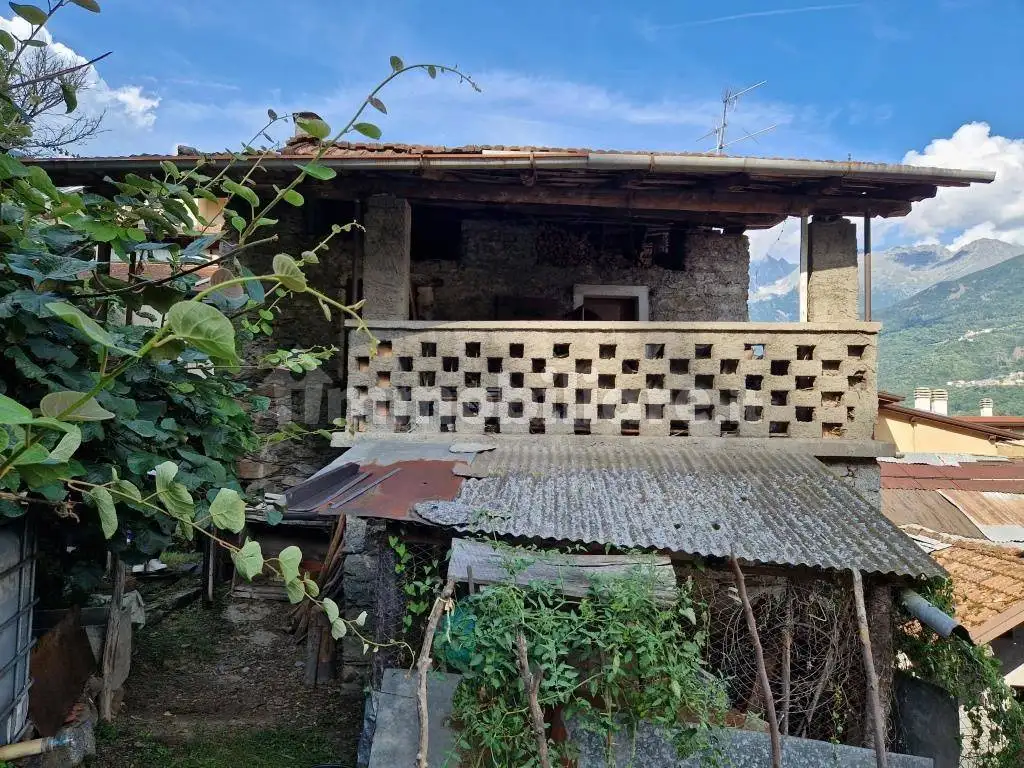 Casa indipendente in vendita a Malonno