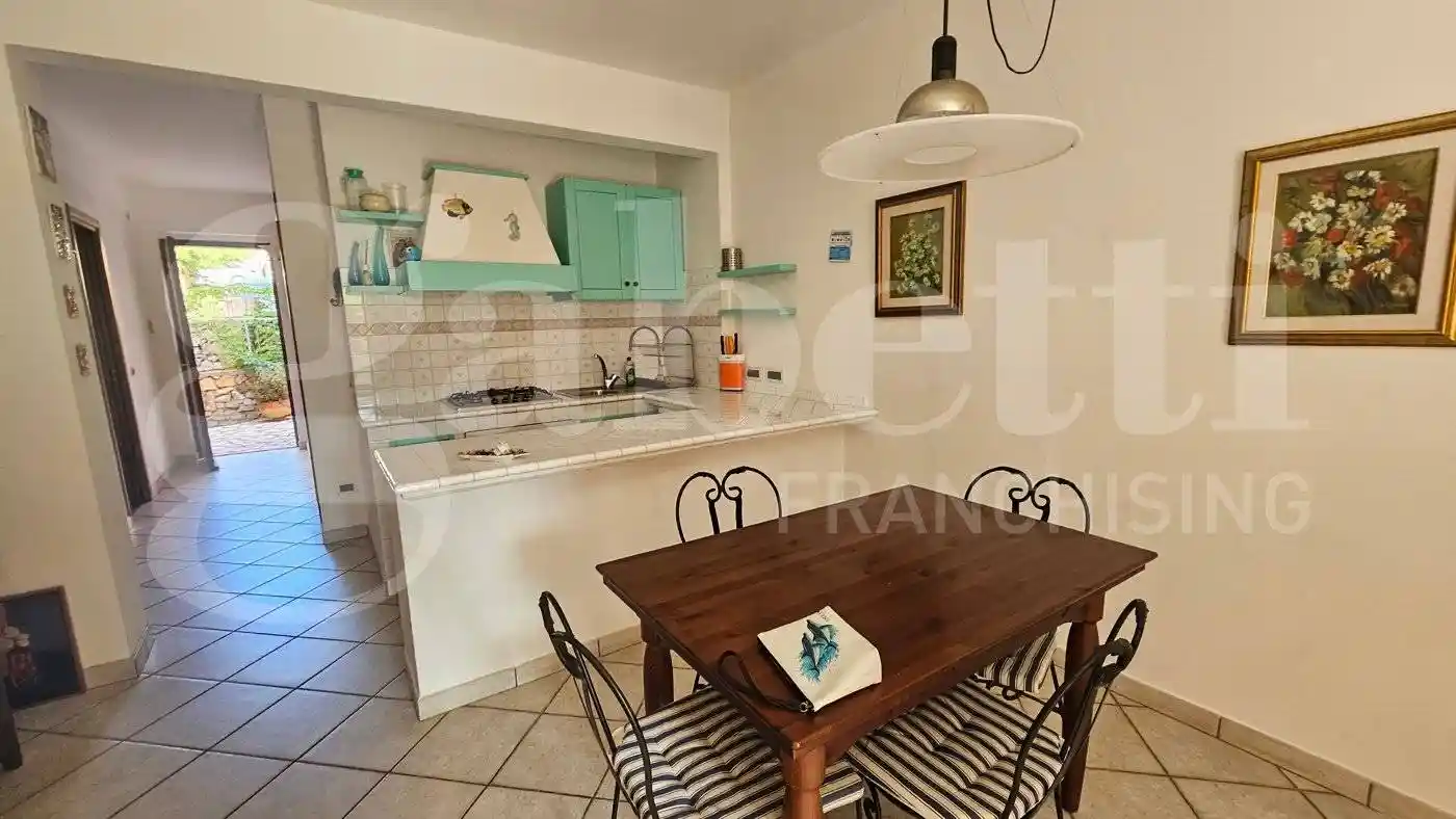 Appartamento in vendita a Marciana Marina
