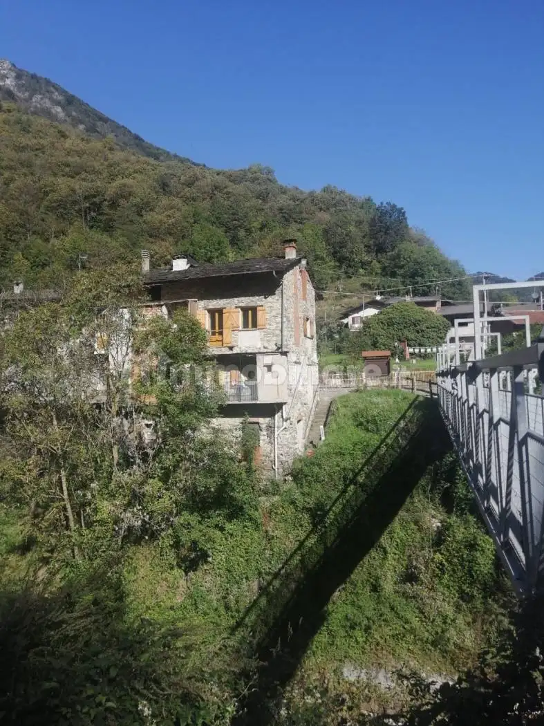 Villetta a schiera in vendita a Pradleves