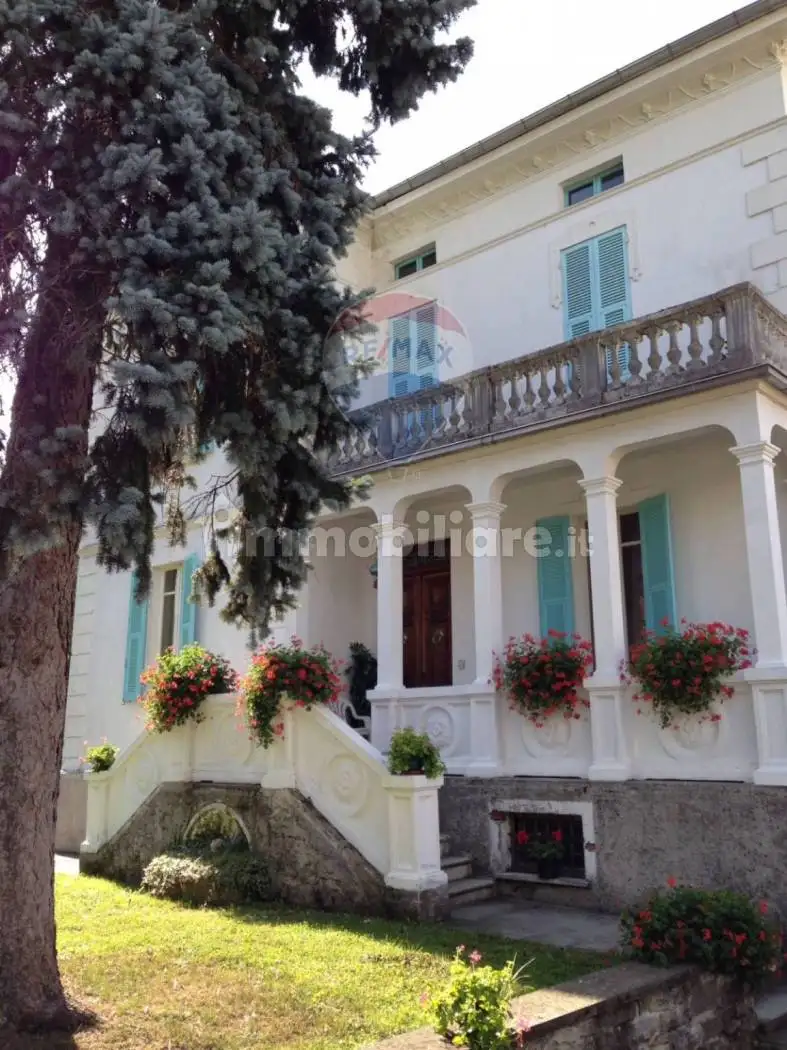 Villa unifamiliare, buono stato, 440 m², Centro, Bedonia - foto 2