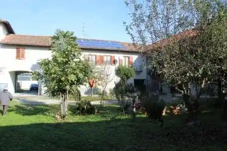 Terratetto plurifamiliare 220 m², buono stato, San Germano, Casale Monferrato - foto 3