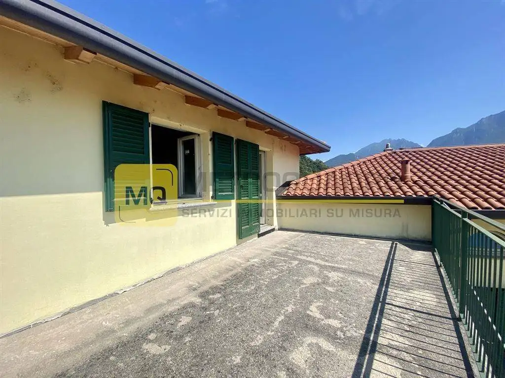 Appartamento in vendita a Pescate