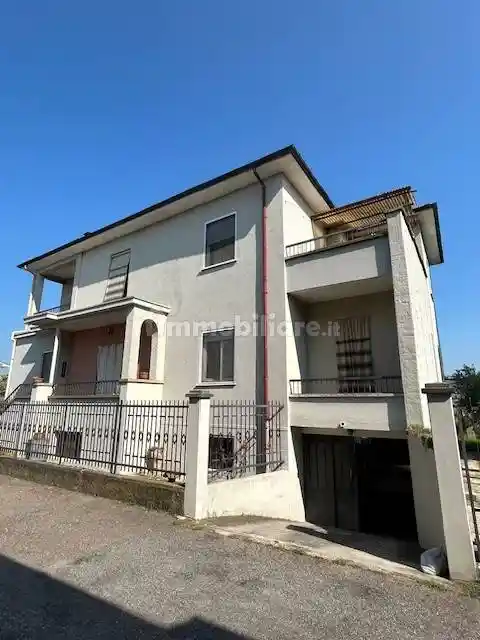Villa in vendita a Gravellona Lomellina