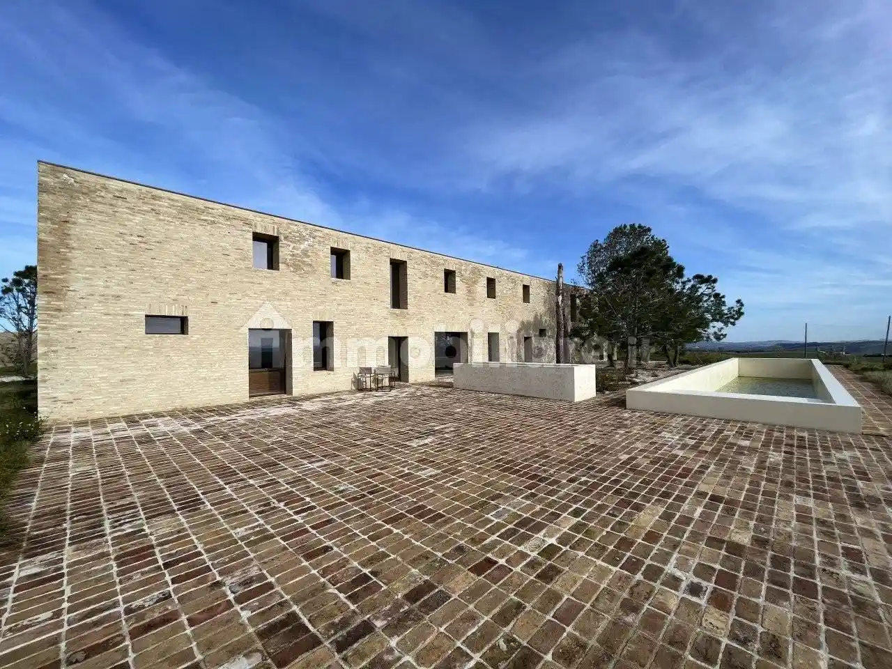 Villa in vendita a Jesi