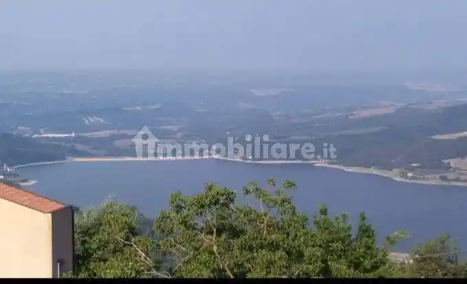 Appartamento in affitto a Baschi