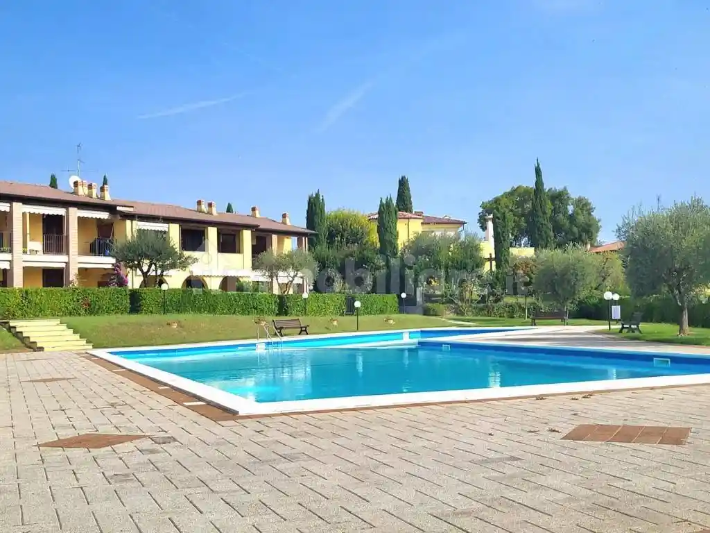 Appartamento in vendita a Padenghe sul Garda