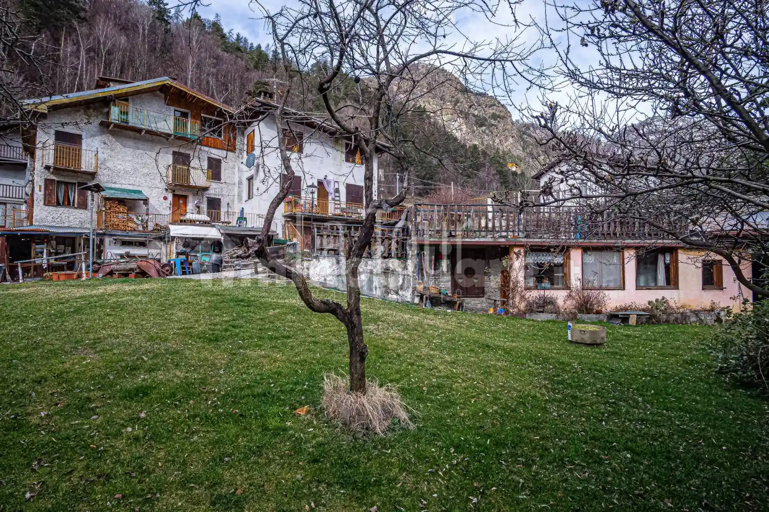 Villa in vendita a Antey-Saint-Andrè