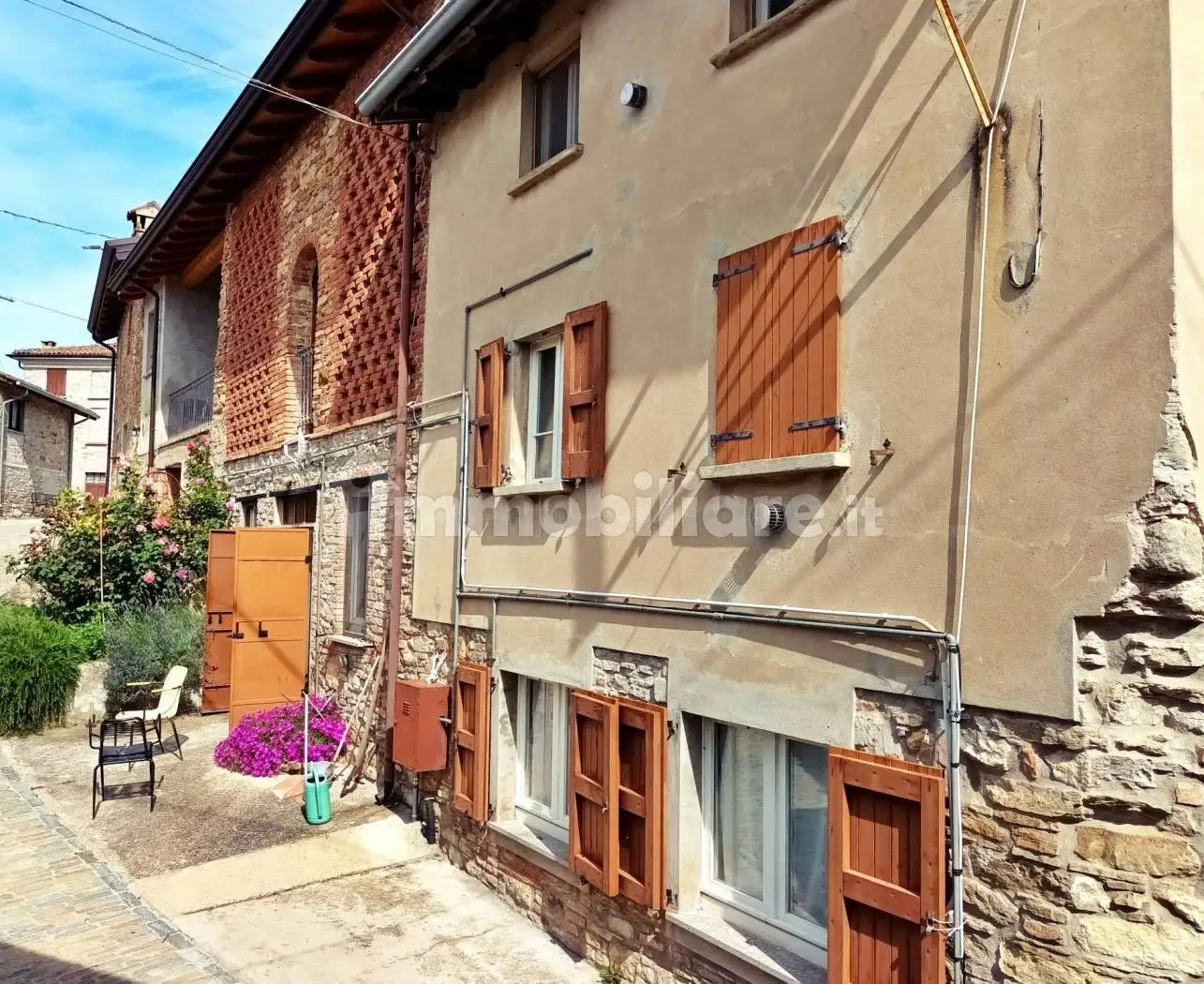 Villa in vendita a Colli Verdi