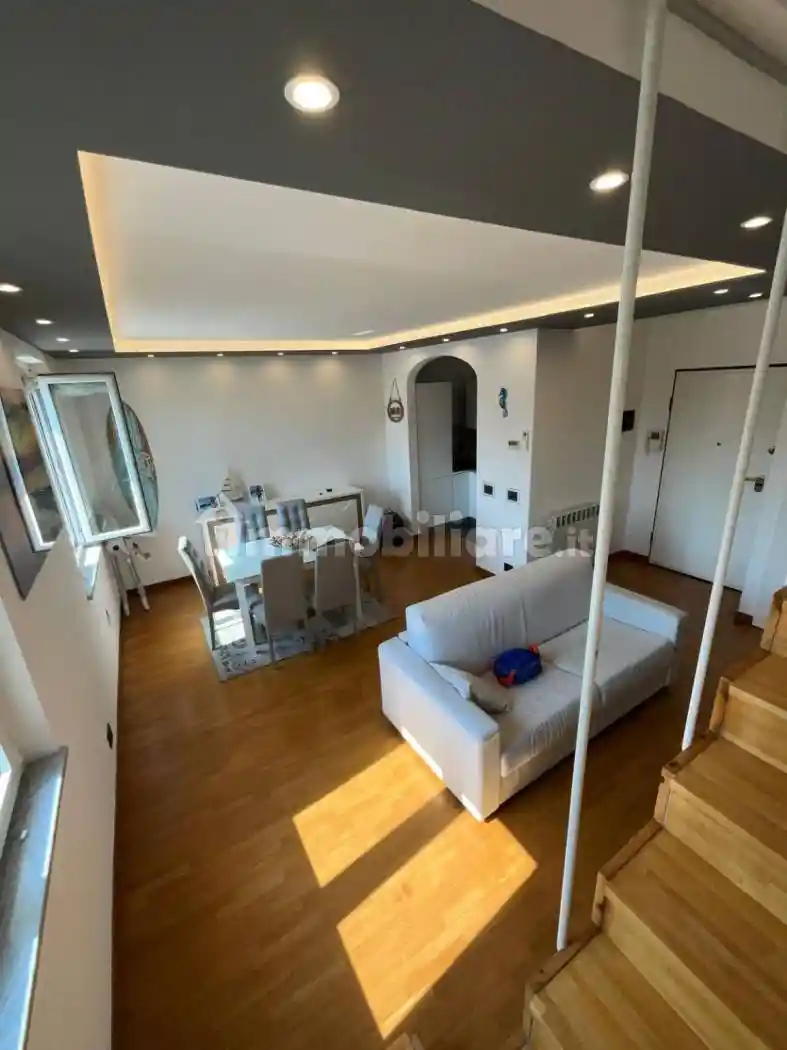 Attico ottimo stato, 95 m², Centro Storico, Savona - foto 4