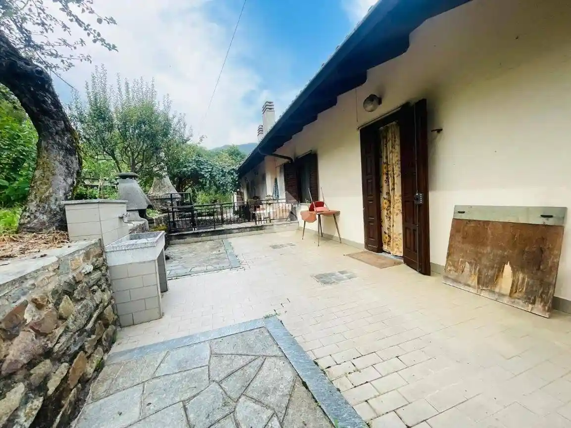 Casa indipendente in vendita a Lanzo Torinese