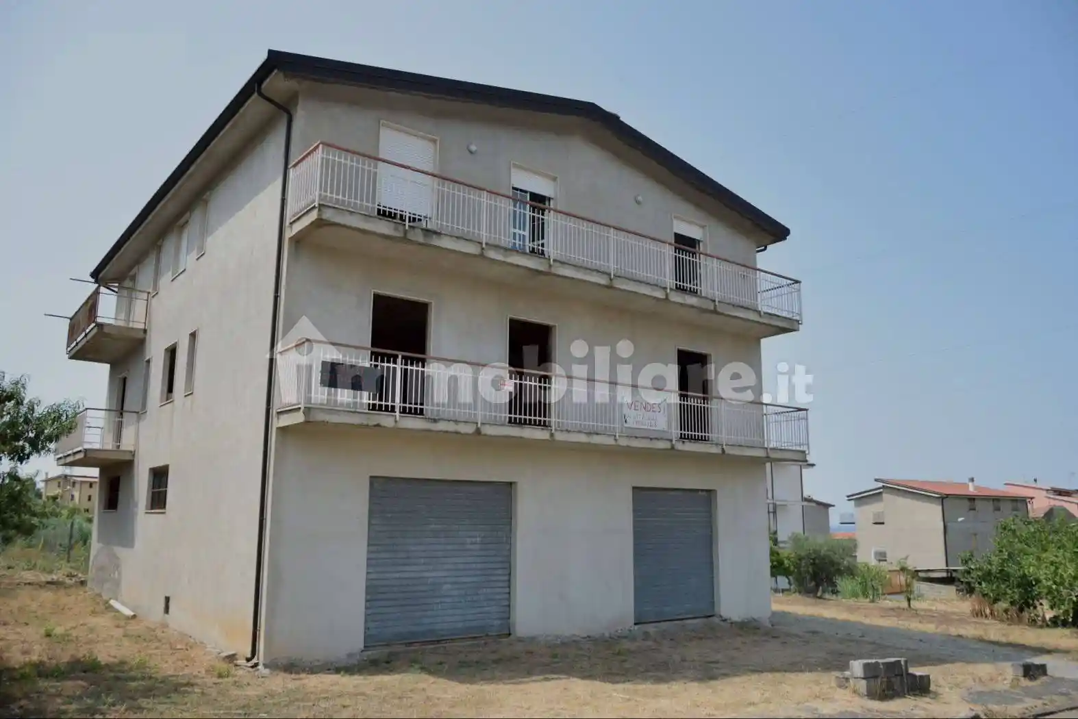 Palazzo - Edificio in vendita a Grisolia