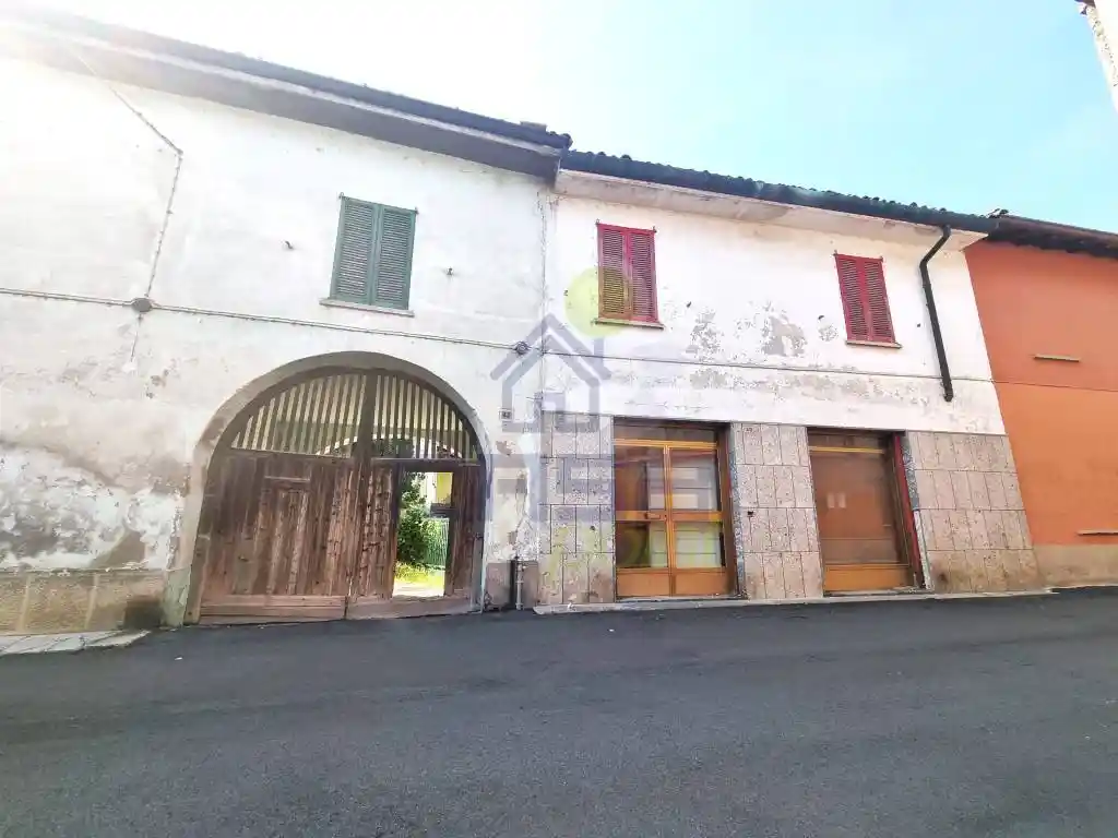 Palazzo - Edificio in vendita a Castiglione d'Adda