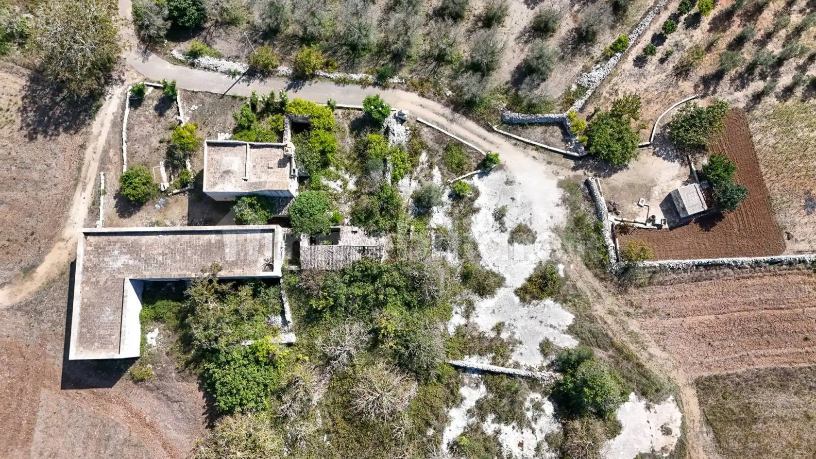 Masseria, da ristrutturare, 1500 m², Castrignano de' Greci - foto 4