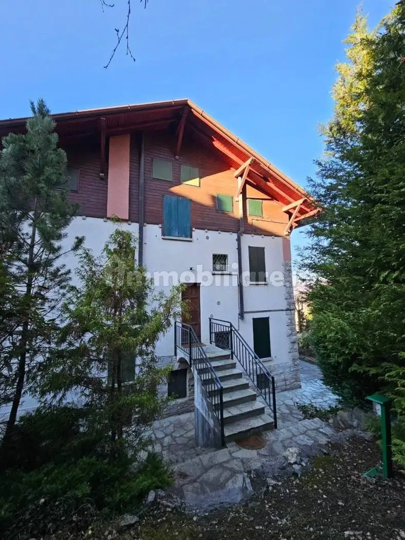 Bilocale via Solferino, Centro, Esino Lario - foto 3