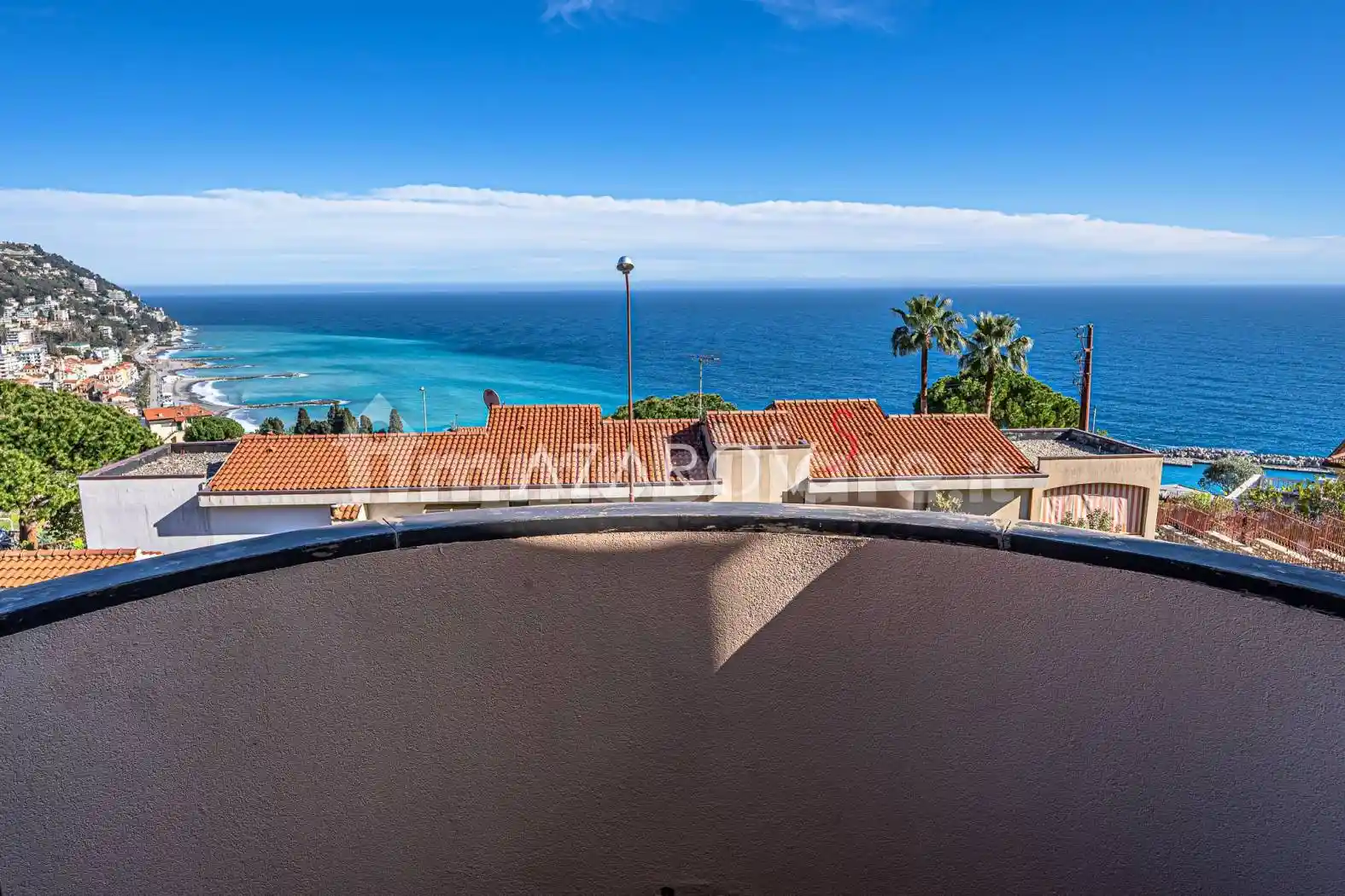 Villa in vendita a Ospedaletti