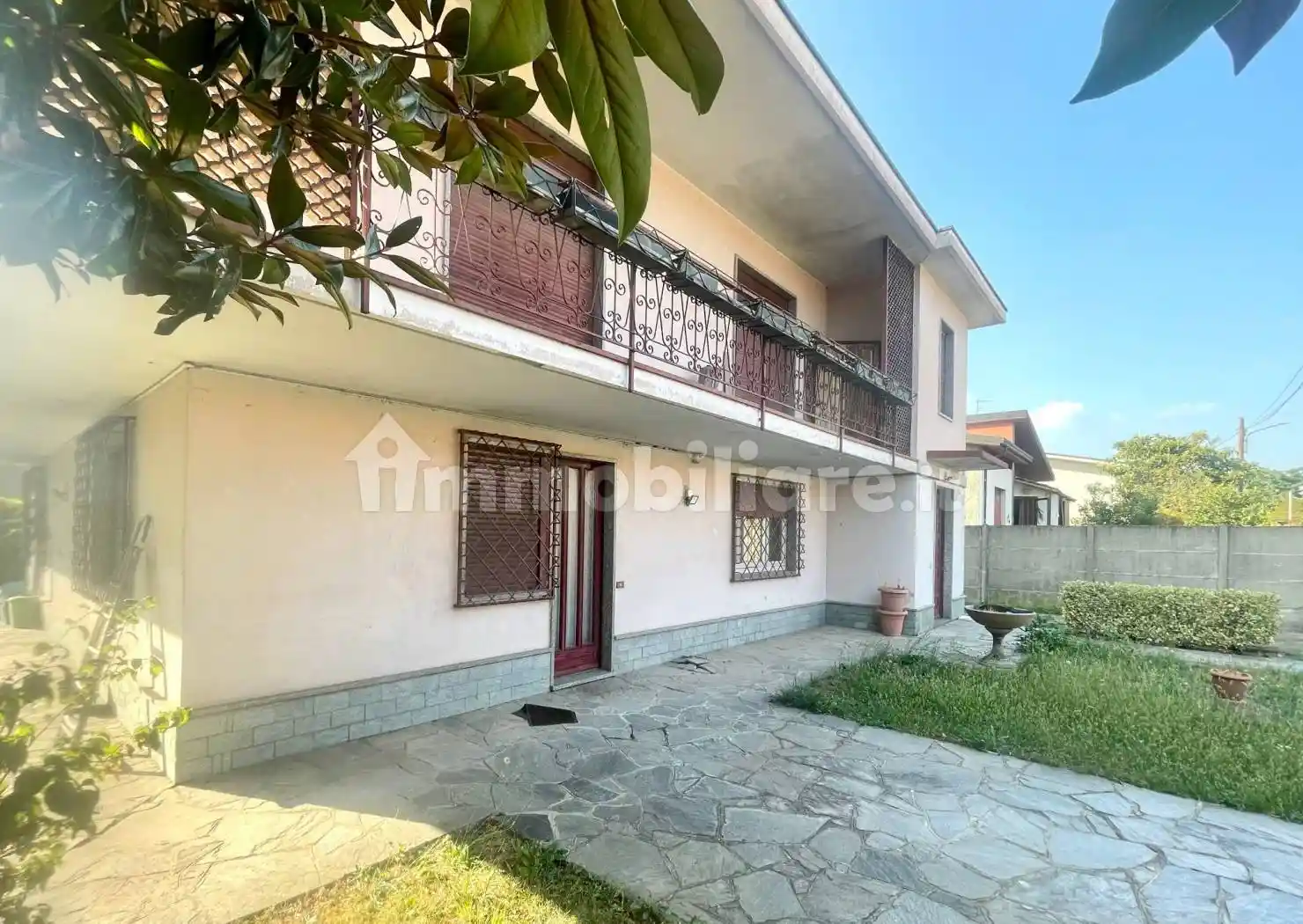 Villa in vendita a Buscate