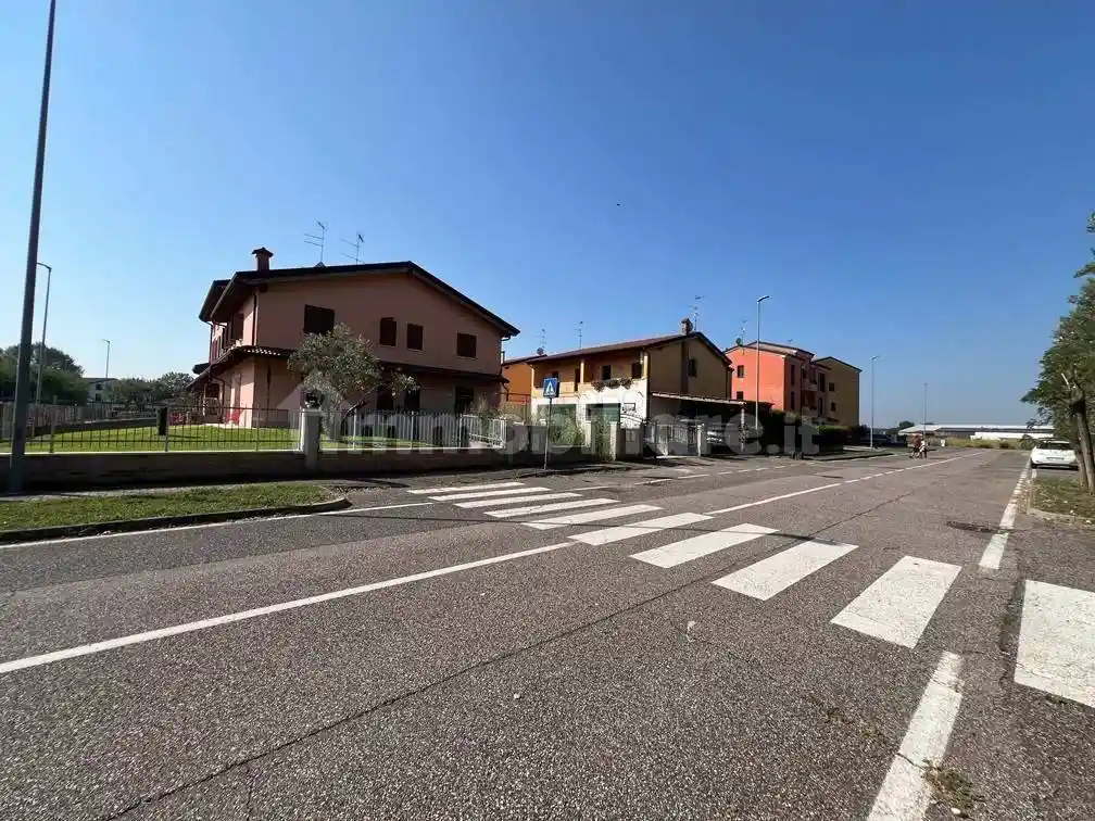 Villetta a schiera in vendita a Castel d'Ario