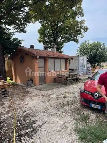 Casa indipendente in vendita a Imola