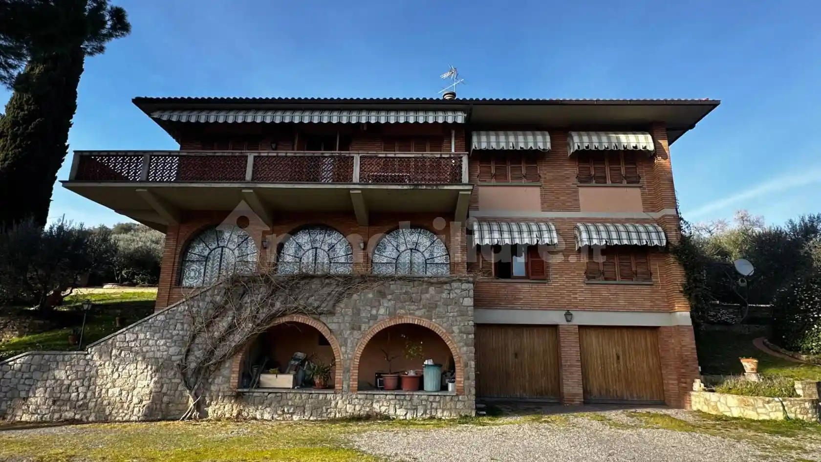 Villa in vendita a Poggibonsi