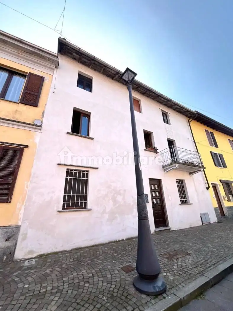 Appartamento in vendita a Biandrate