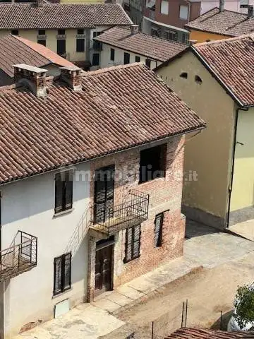 Rustico - Casale in vendita a Azzano d'Asti