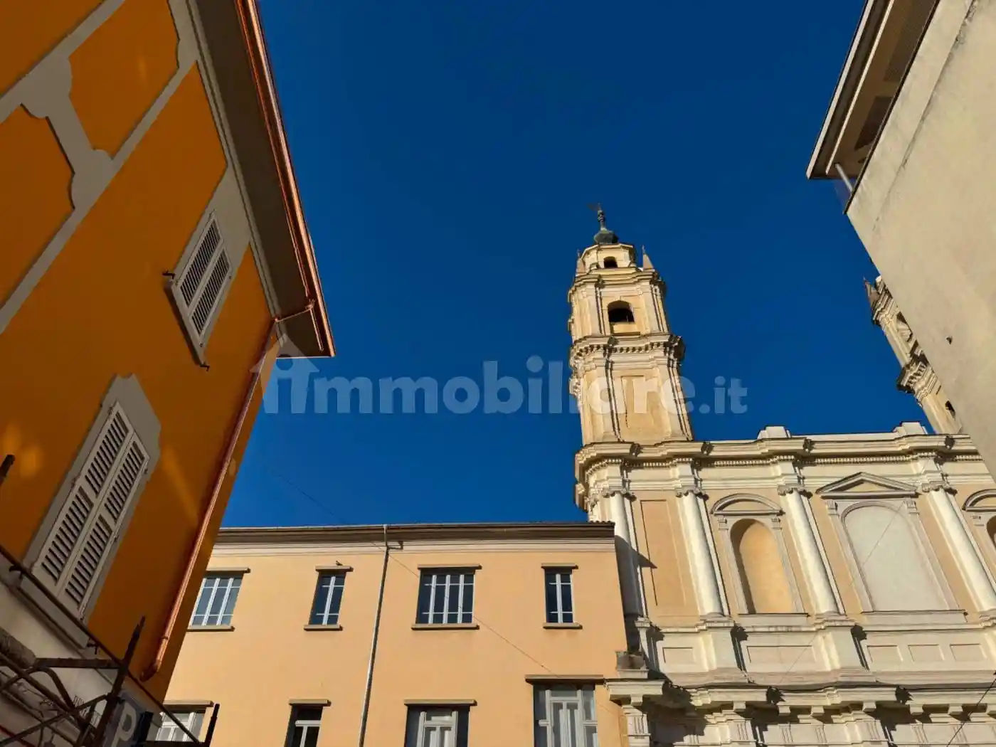 Appartamento in vendita a Parma
