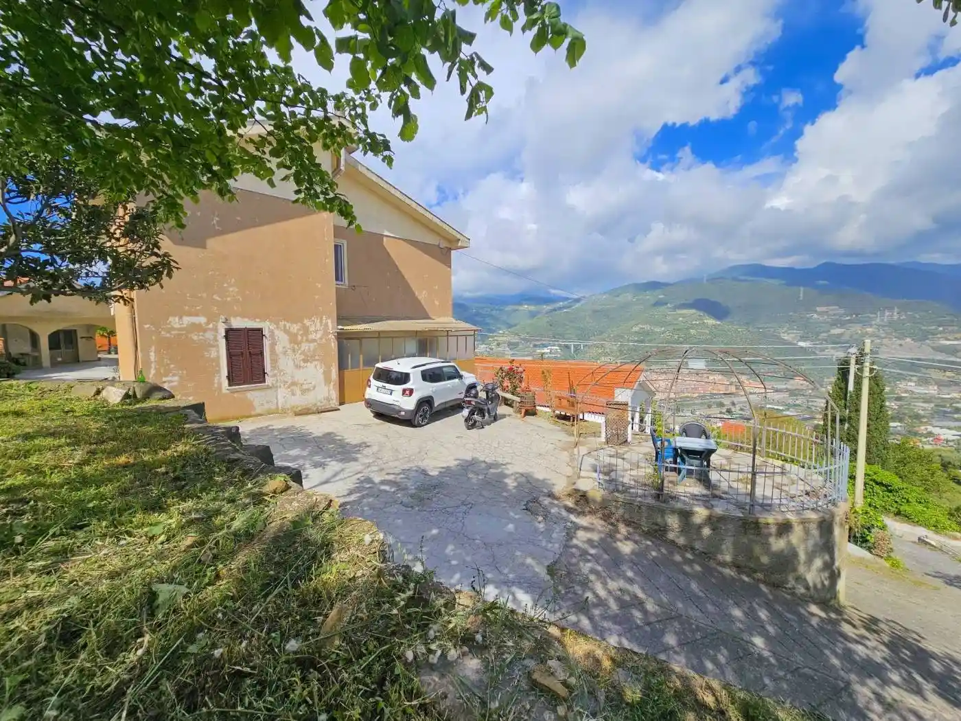 Villa in vendita a Castellaro