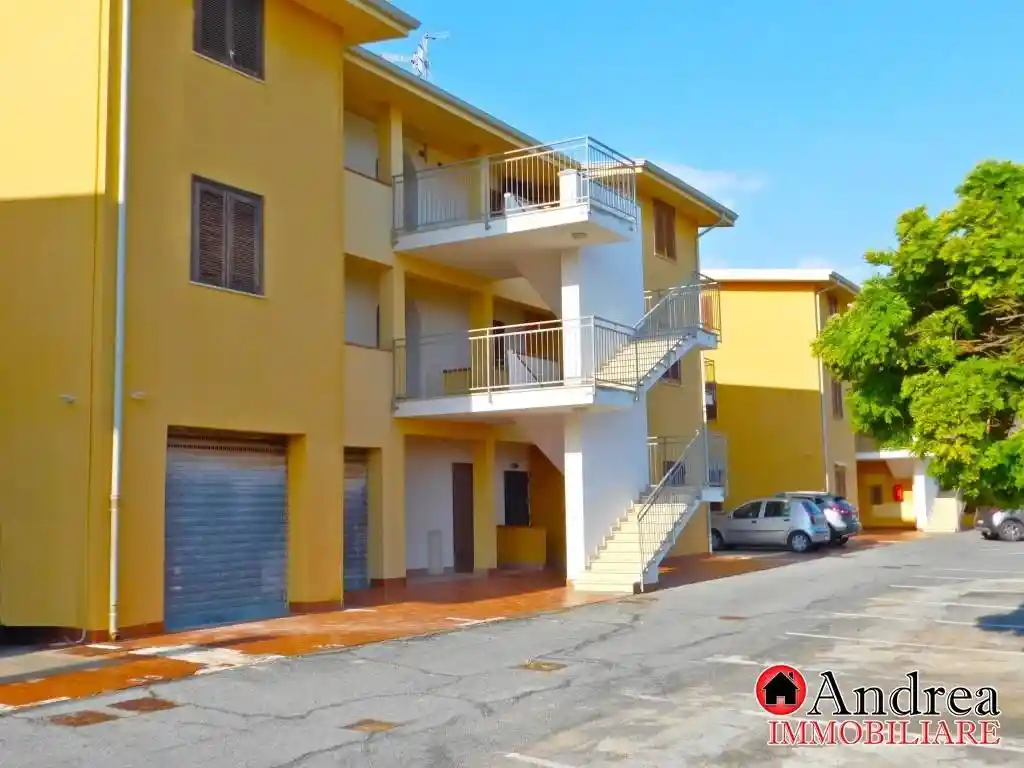 Trilocale via del Mare 105, Marina Di Santa Maria Del Cedro, Santa Maria del Cedro - foto 2