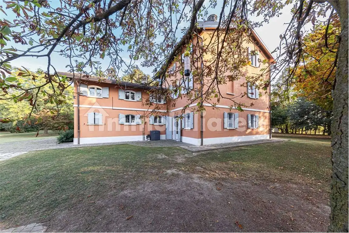 Villa in vendita a Carpi