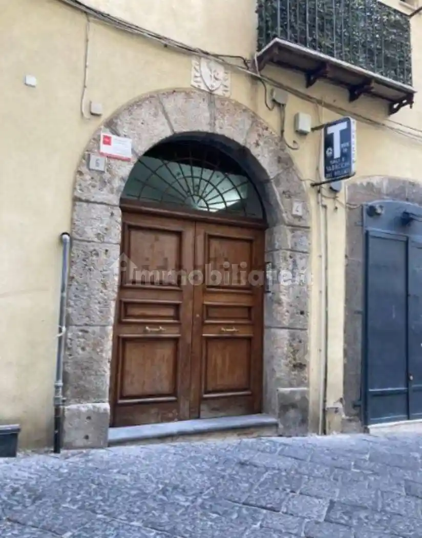 Appartamento in vendita a Salerno