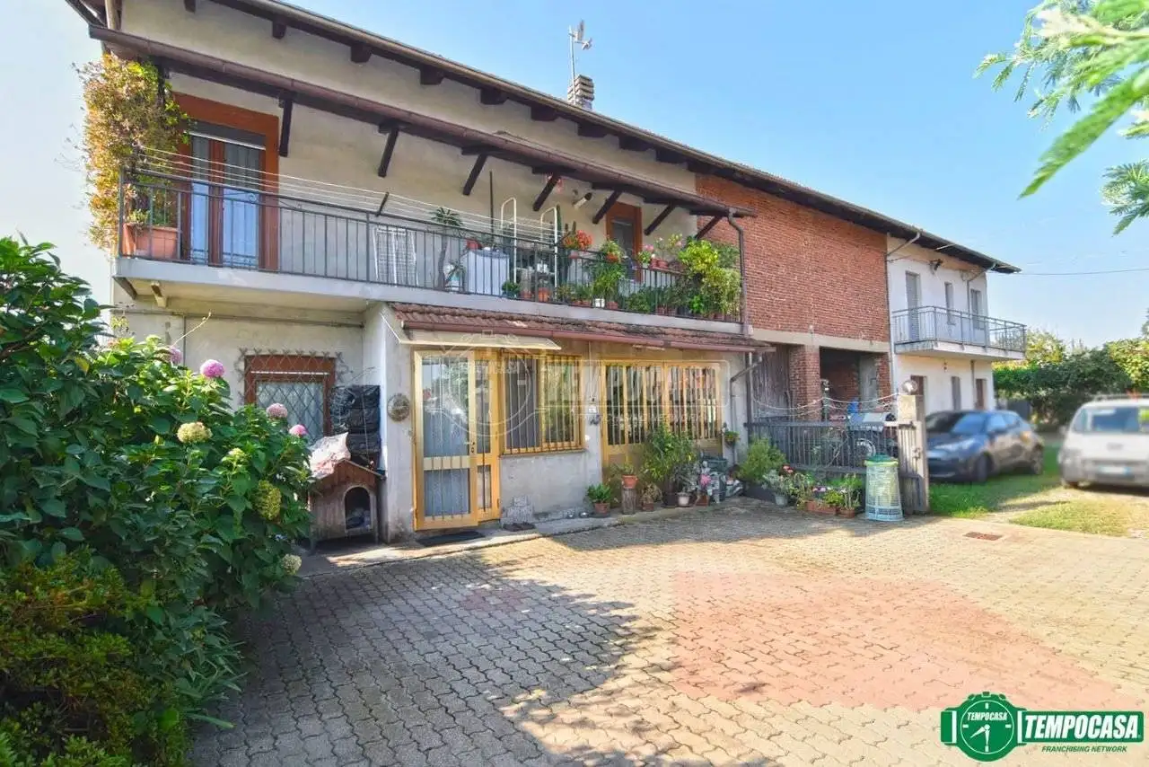 Casa indipendente in vendita a Vauda Canavese
