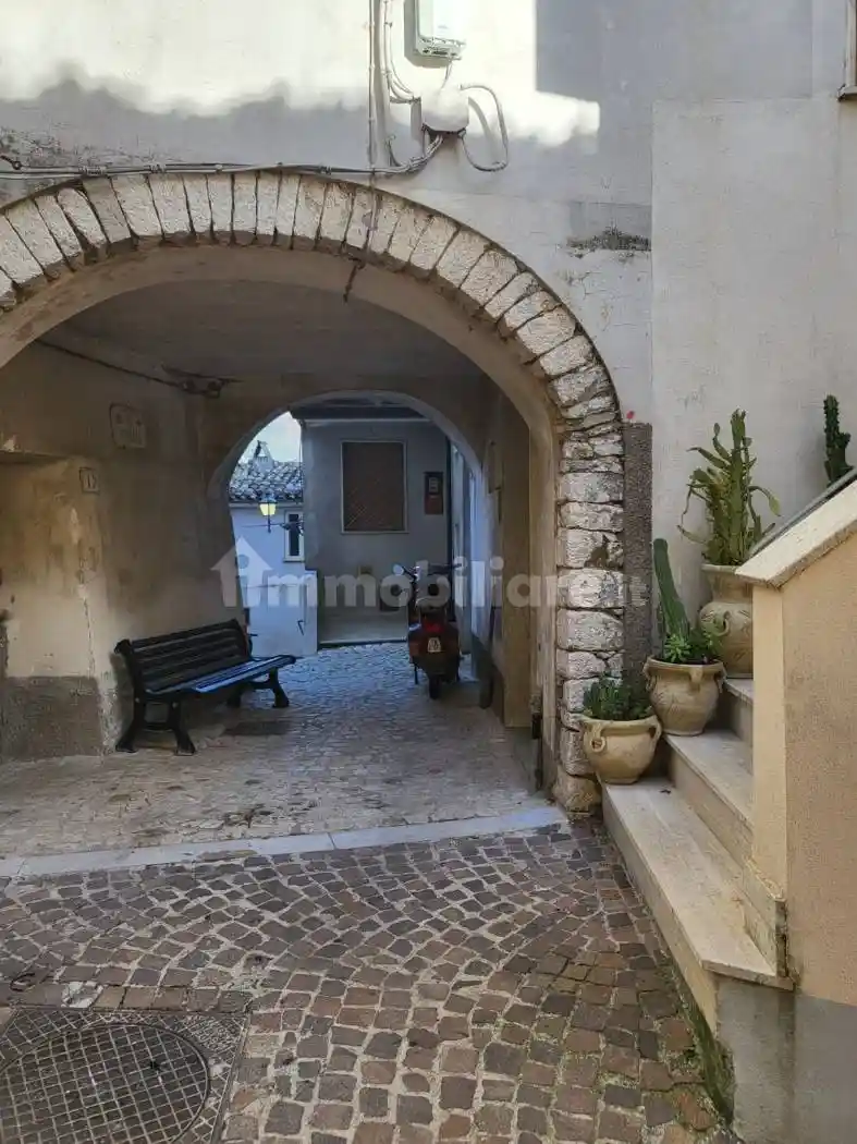Appartamento in vendita a Ciorlano