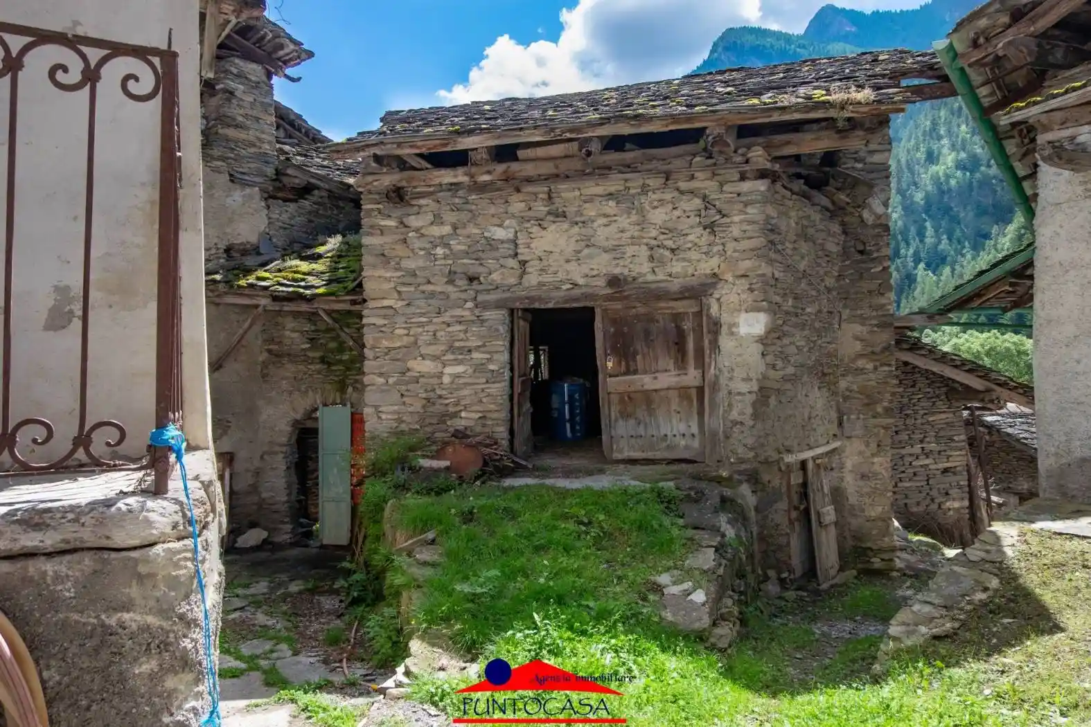 Rustico - Casale in vendita a Prazzo