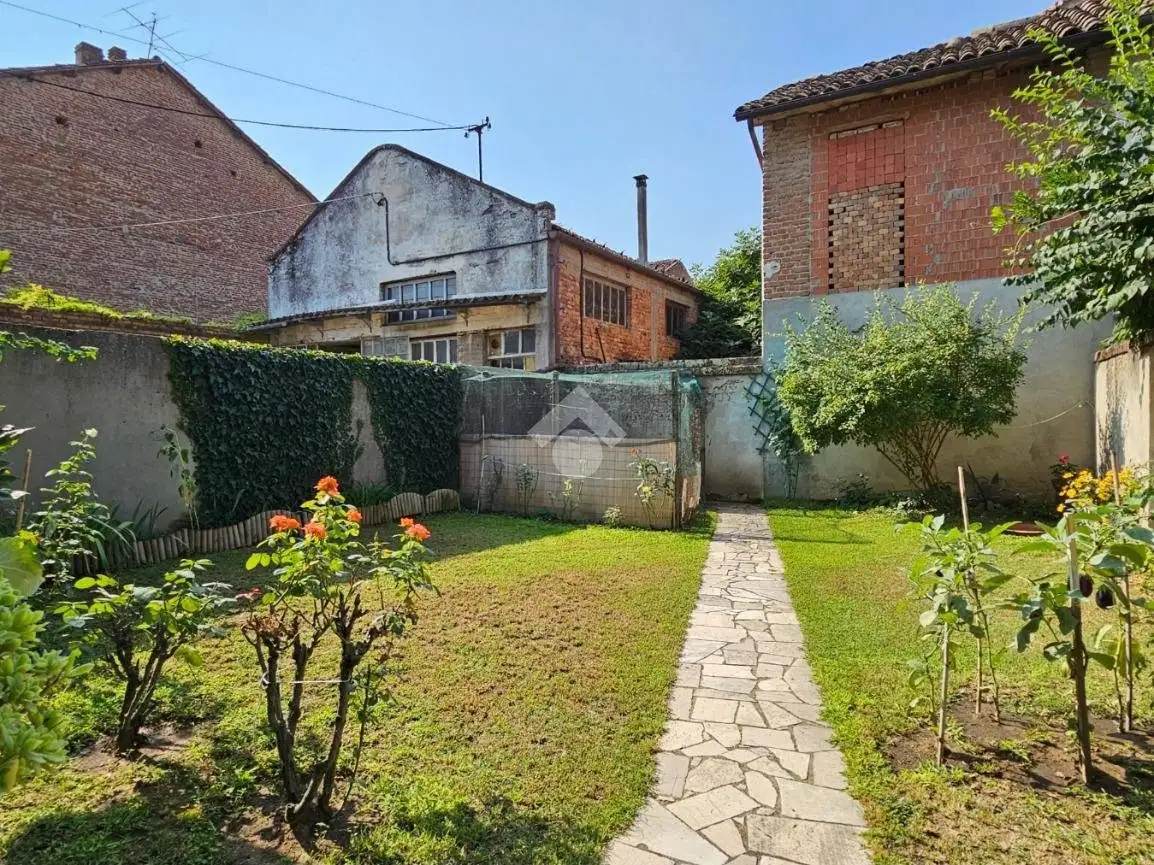 Terratetto plurifamiliare via Roma 28, Castelnuovo Belbo - foto 2