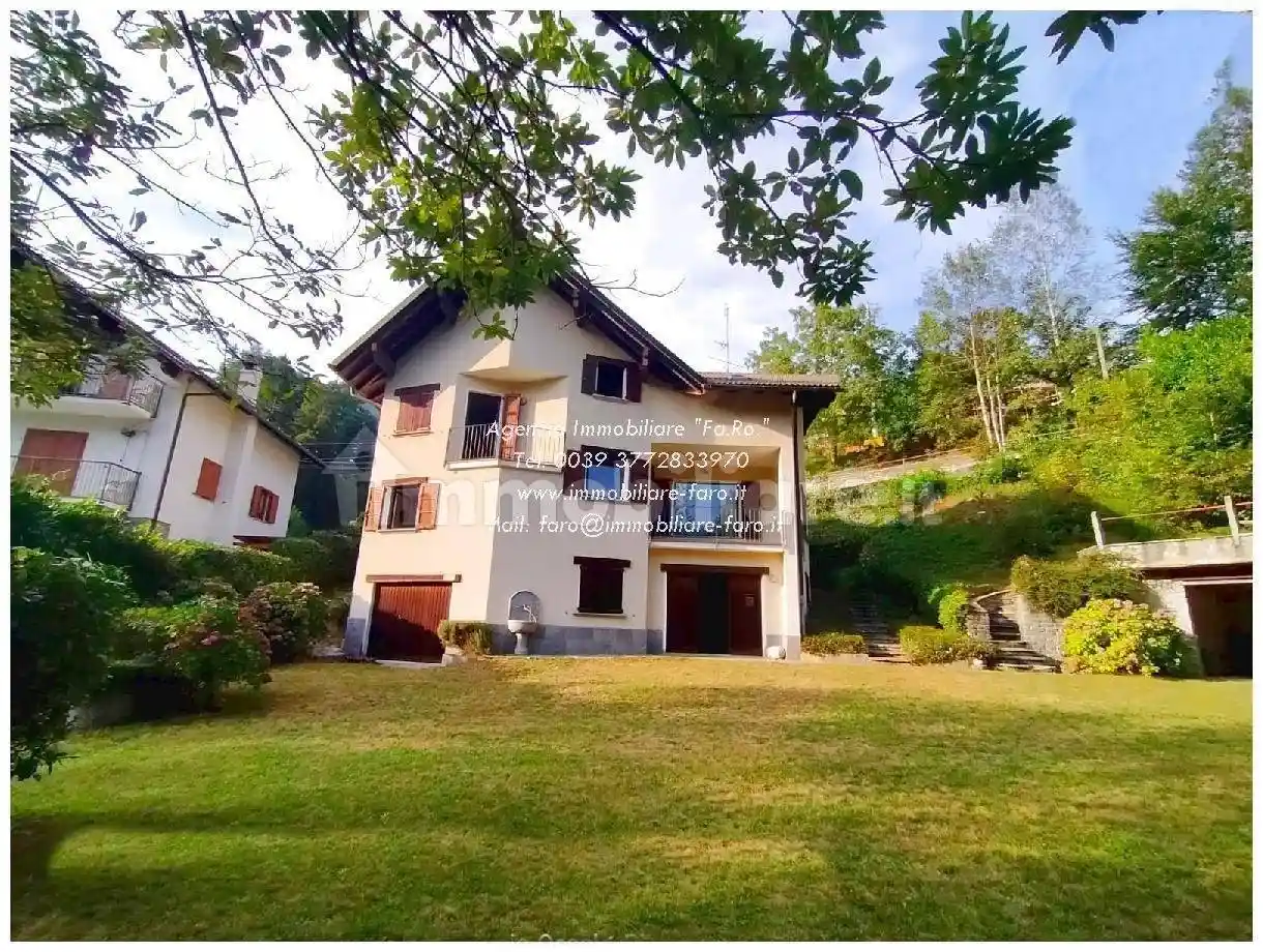 Villa in vendita a Craveggia
