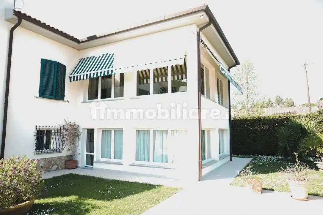 Villa in vendita a Pisa