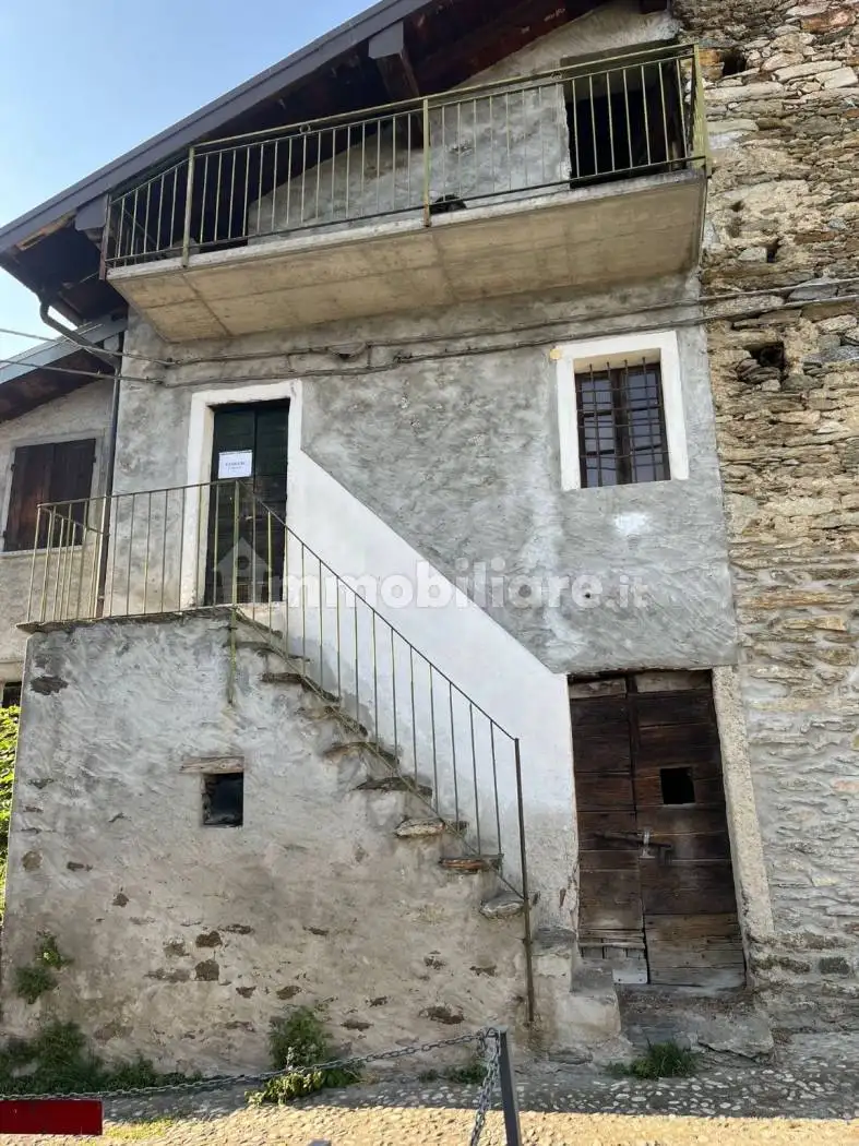 Rustico - Casale in vendita a Dosso del Liro